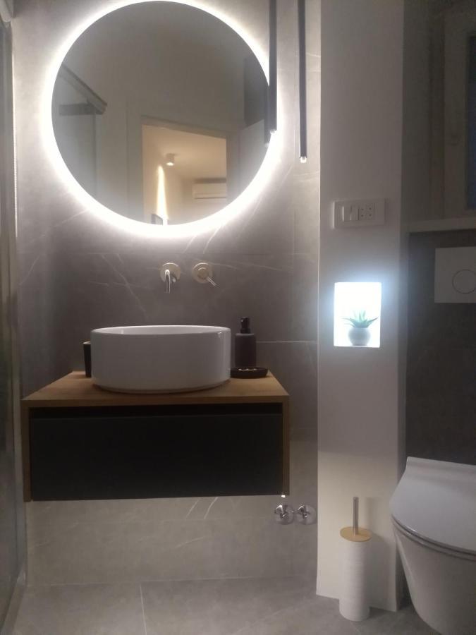 Boutique Waterfront Apartments Подгора Экстерьер фото